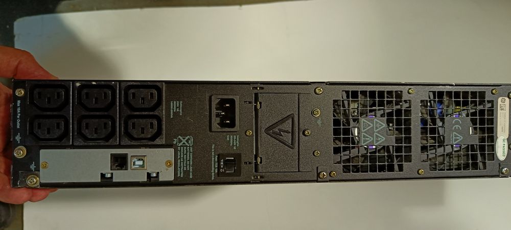 UPS GE 2000VA em bom estado