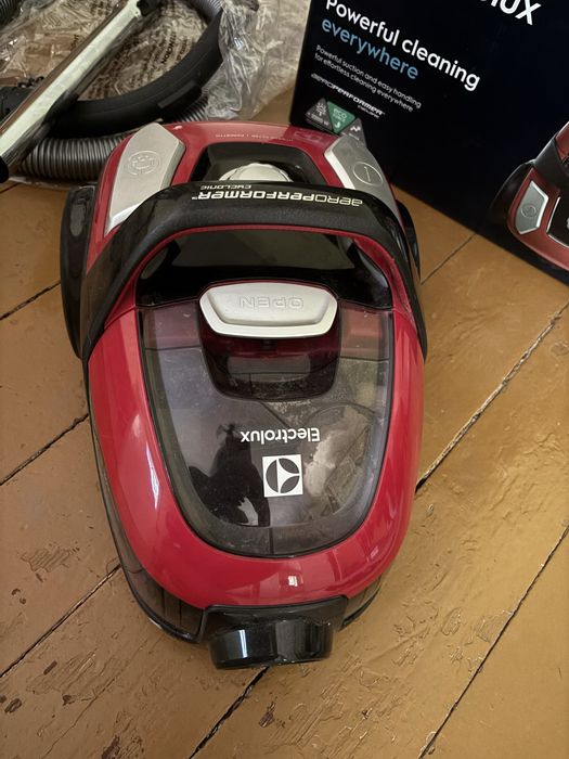 Odkurzacz z akcesoriami w komplecie Electrolux