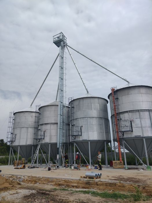Silos zbożowy lejowy 150 t petkus 4szt bin