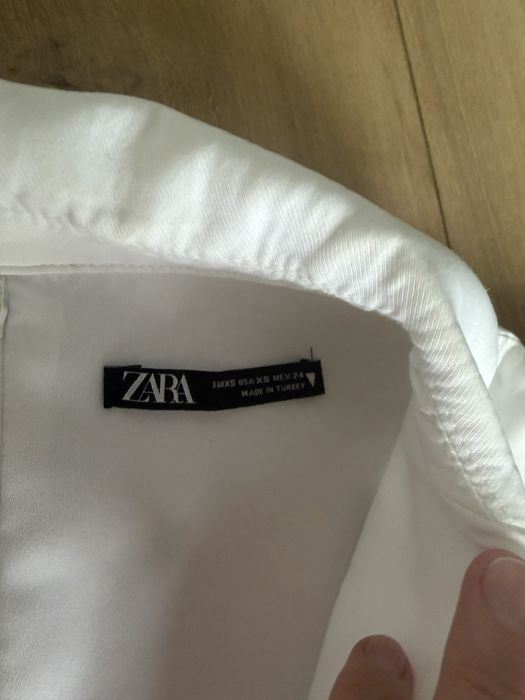 Плаття zara з вирізами