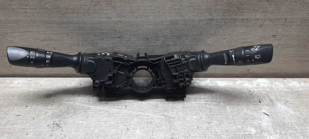 Підрульовий перемикач Toyota Auris 2 2013-2018p.