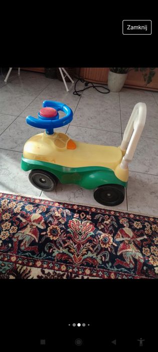 jeździk autko chodzik