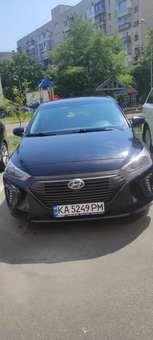 Продам хундай іонік гібрід