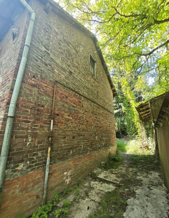 Продаж будинку у Львові по вул Сахарова 66