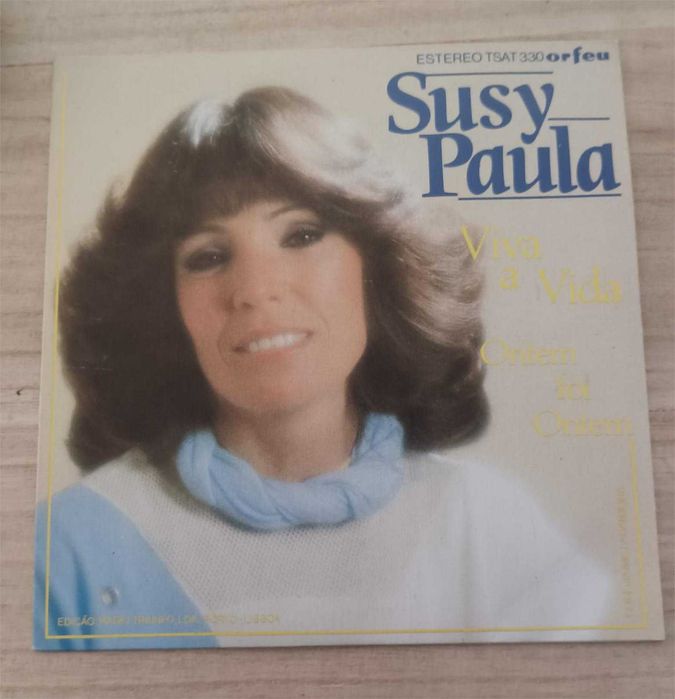 Discos de vinil da artista Suzy Paula