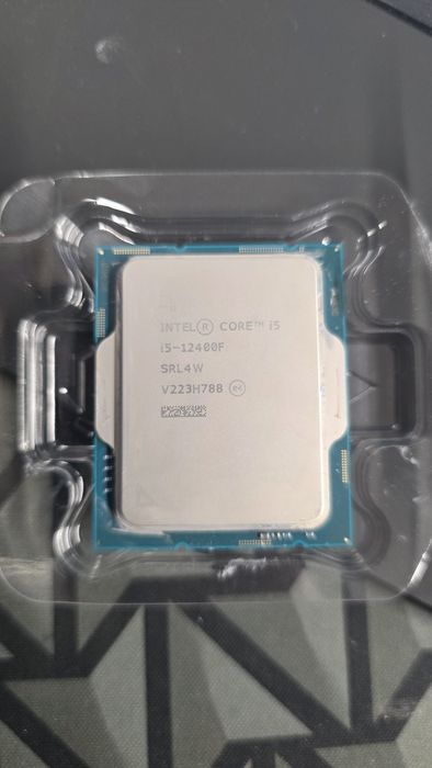 Intel i5 12400F skt1700