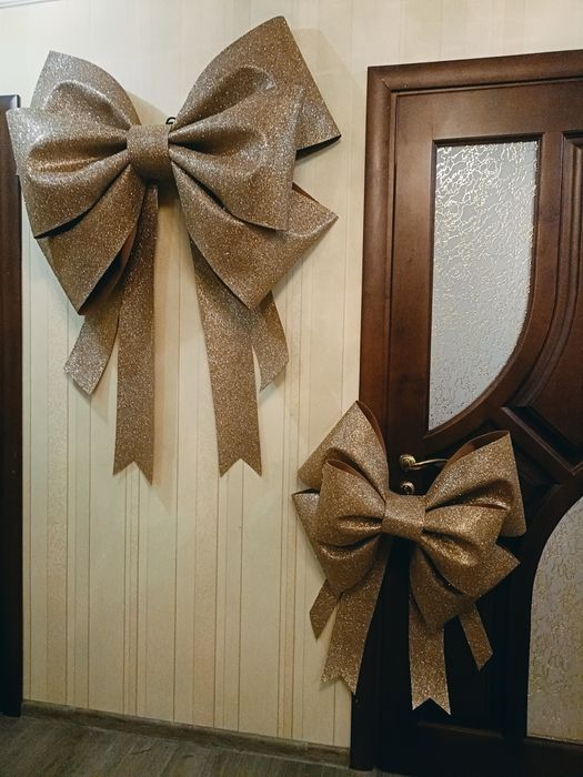 Золотий бантик, золотий бант, золотистий бант