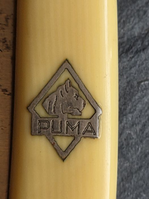Zabytkowa brzytwa marki Puma