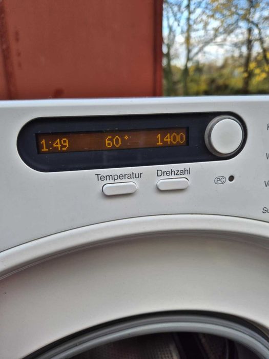 Pralka MIELE  w 1743  Wps obr.wir.1400 wsad  6KG.  Szer. 60