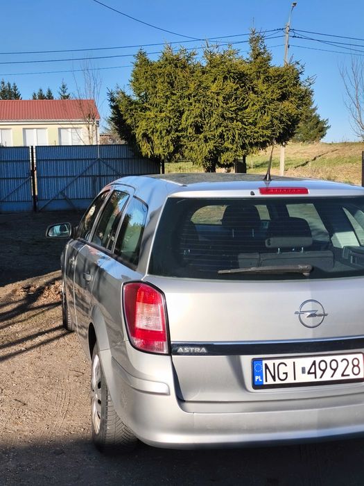 Opel Astra 1'6 Benz 2009
