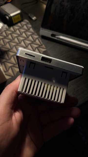 HIFI Music - (Espelho com Bluthoot e ligação Colunas e Aux.)