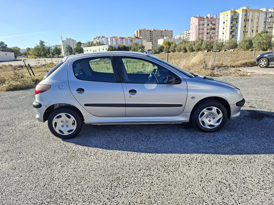 Peugeot 206 1.1 Muito Bom — photo 3