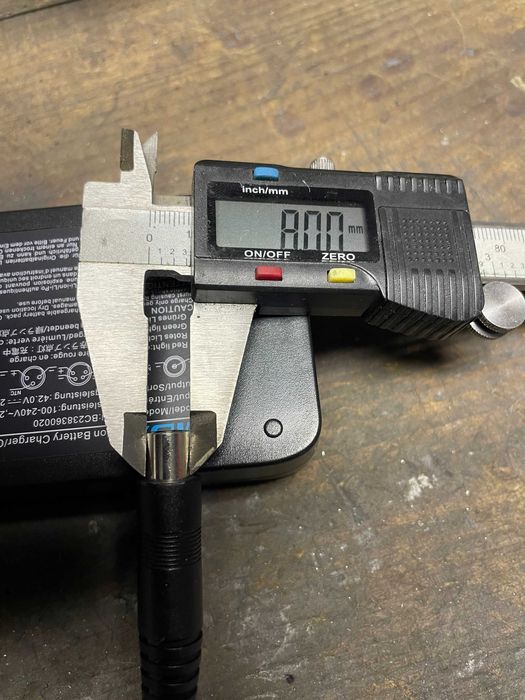 Carregador 42.0 V - 2.0 A Li-ion