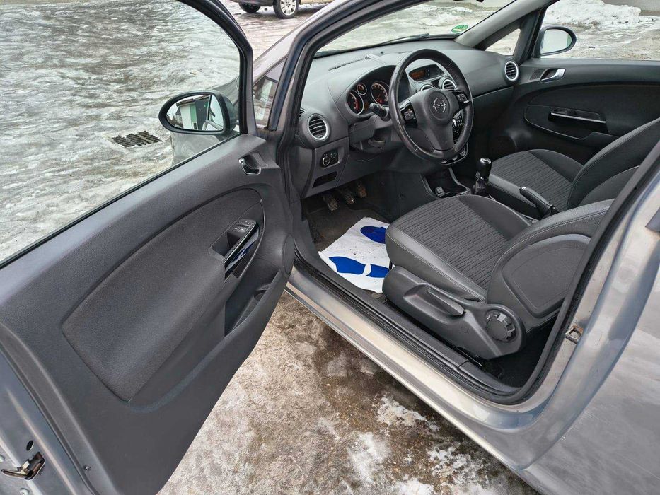 Opel Corsa D Lift  2014 R 156000 Tys km 14800 Pln Do negocjacji