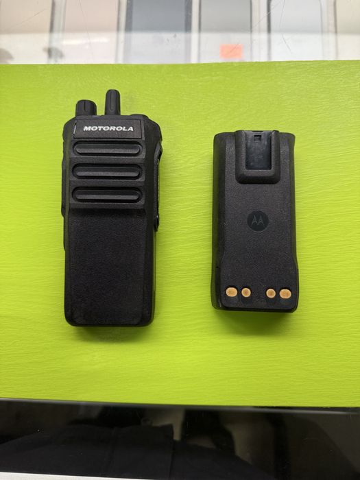 Продаж рації Motorola R7a