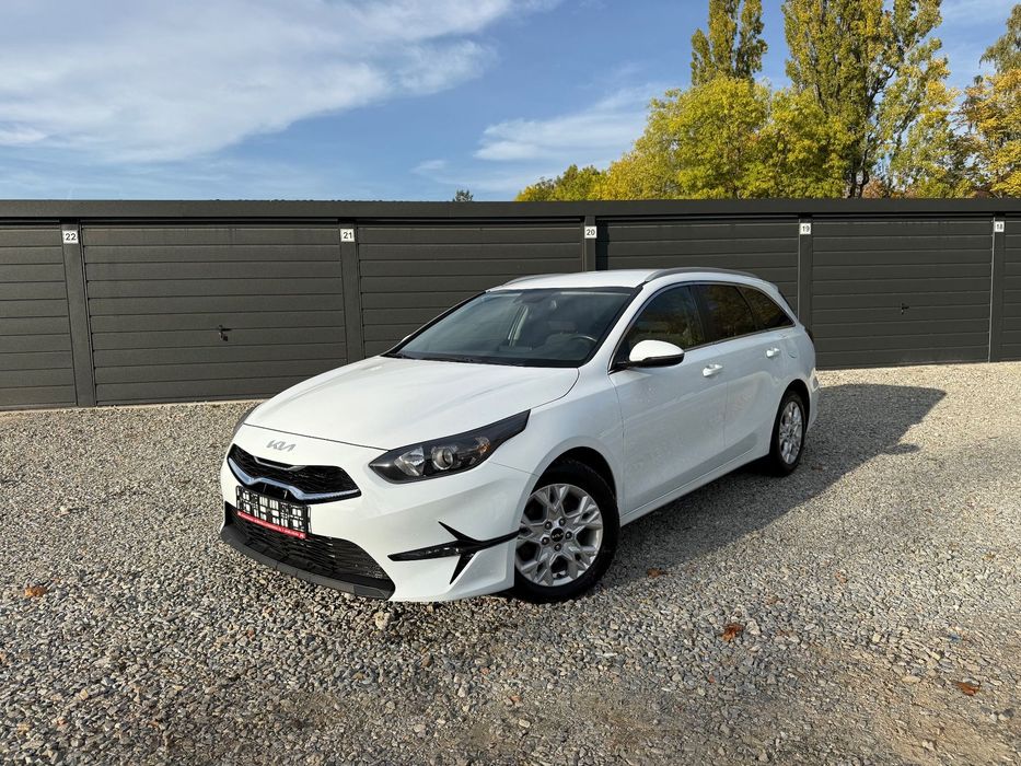 Kia Ceed 1.6 Diesel miękka Hybryda 136 KM Manual Nowy Model Zadbana jak Nowa!