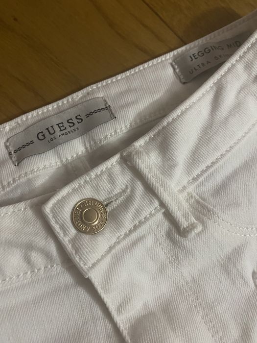 Damskie spodnie Guess