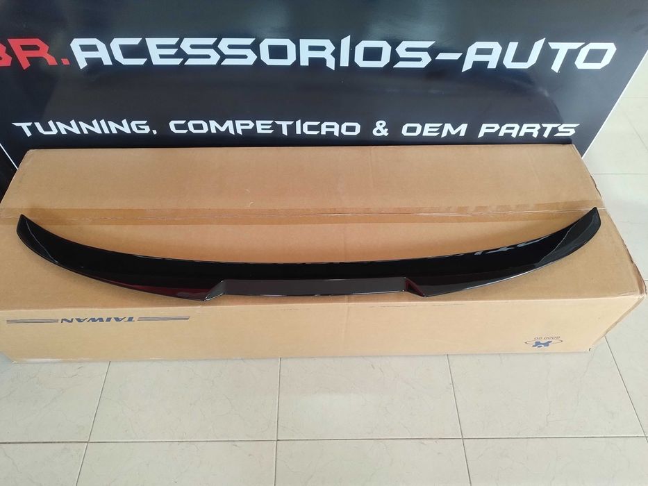 Aileron/Spoiler BMW F32/F33/F36/F30/E90/92/F10/E60 Look M4 Preto Piano