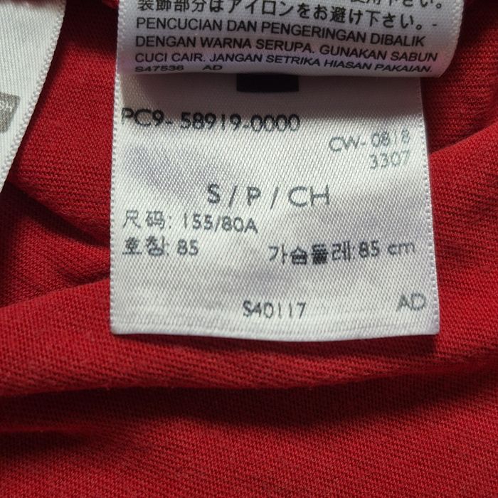 Футболка Levis,розмір S оверсайс.