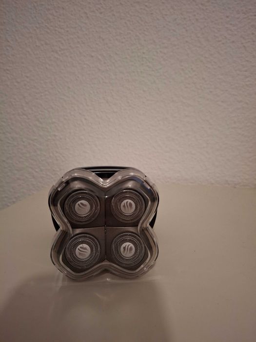 Máquina de cortar/rapar cabelo e barba Pitbull Skull Shaver Gold Pro [Open Box]