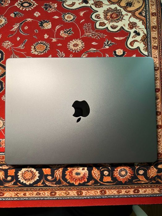 MacBook Pro M1 14 cali /32 GB/ 512 GB