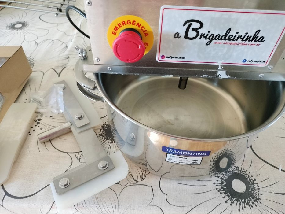 Panela de fazer brigadeiros