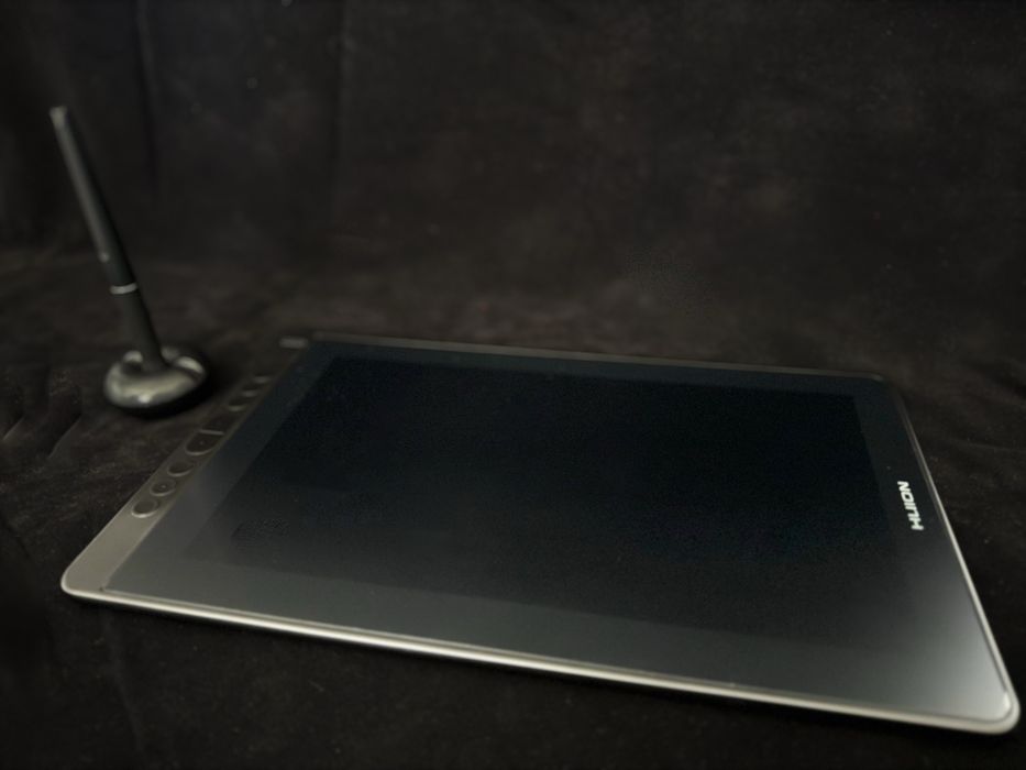 Tablet graficzny 13.3" HUION Kamvas 13