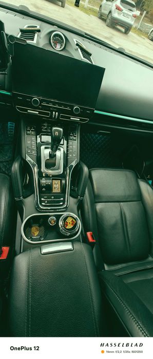 Продам Porsche Cayenne S 958 3,6T(420 к.с.) 92A •AWD•конец 2016 года