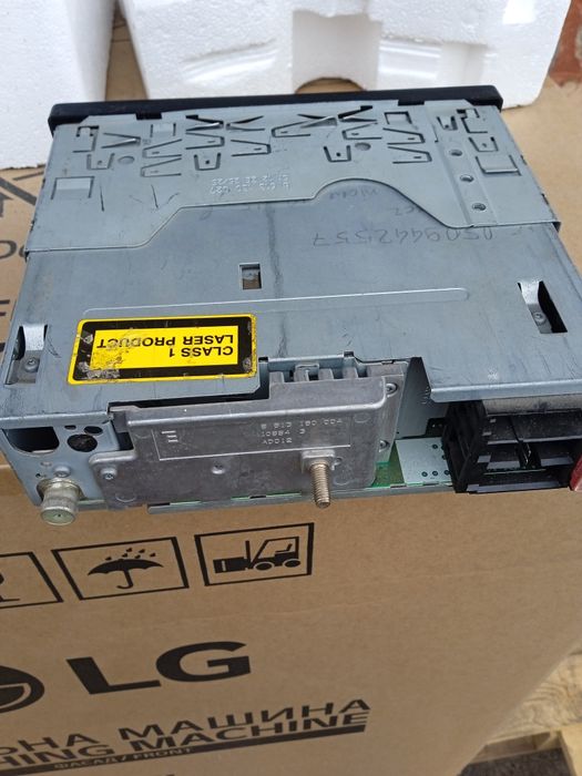 Продам автомагнітолу