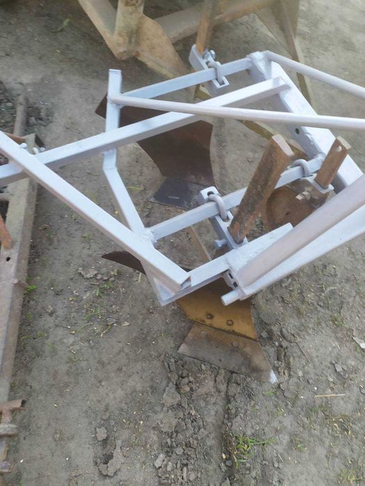 Продам трактор Синтай-200