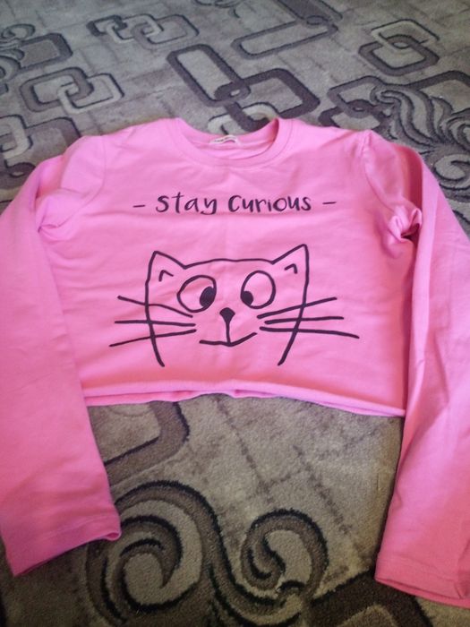 Кофтинка коротка для дівчини