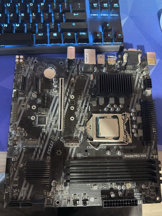 Procesor Intel i5-10400f i plyta główna B460M PRO-VDH