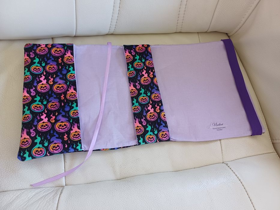 Nowy etui otulacz okładka na książkę uniwersalna handmade
