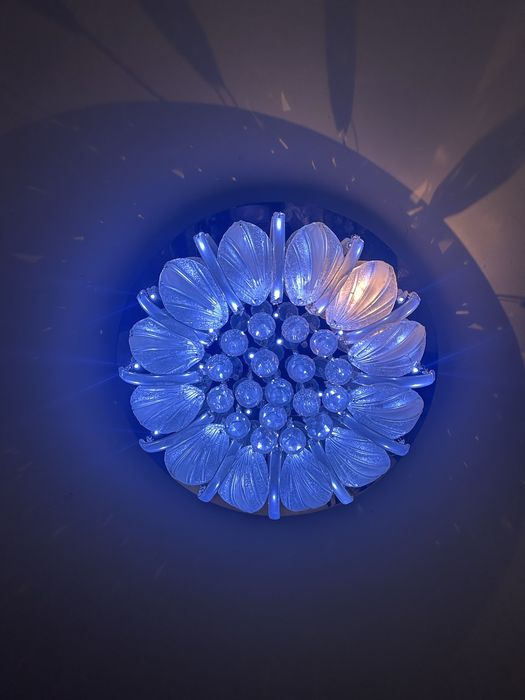 Стельова люстра (бу) – сучасна, гарний стан (№1)