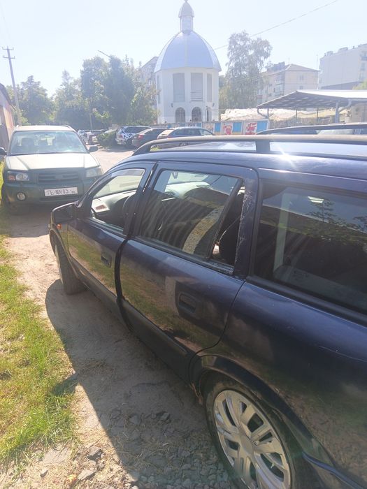 Опель Астра  не розмитнений