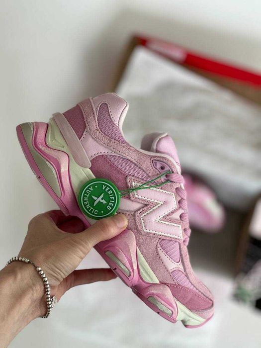 Женские кроссовки New Balance 9060 Pink Premium. 36-41