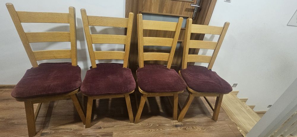 Stół dębowy i 4 krzesła