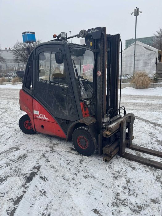 Wózek widłowy Diesel Linde H25D | Kabina