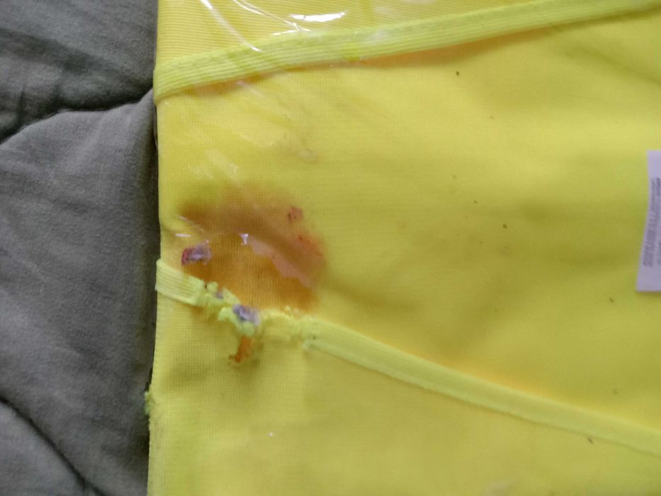 Kamizelka odblaskowa młotek z przecinakiem pasów.