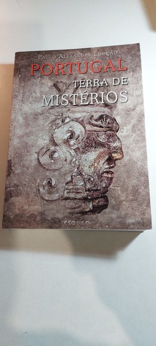 Portugal, Terra de Mistérios - Paulo Alexandre Loução (2001)