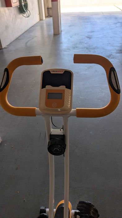 Bicicleta Estática Dobrável Ultrasport F-Bike – Excelente Estado