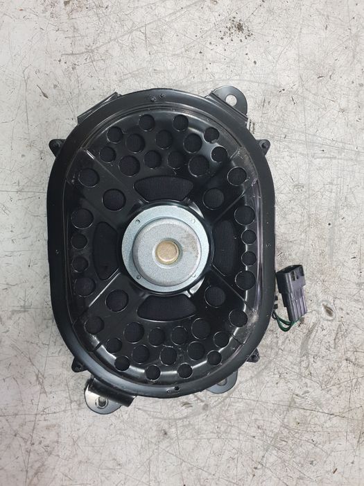 Subwoofer Land Rover