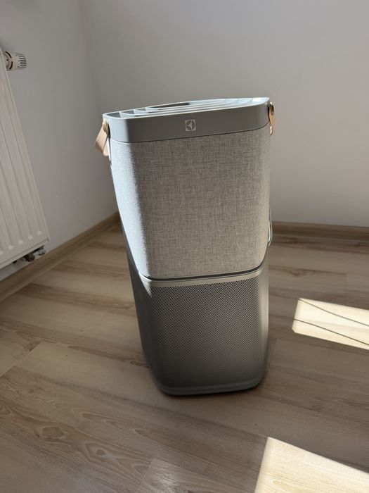 Oczyszczacz powietrza electrolux pure a9 100% sprawny
