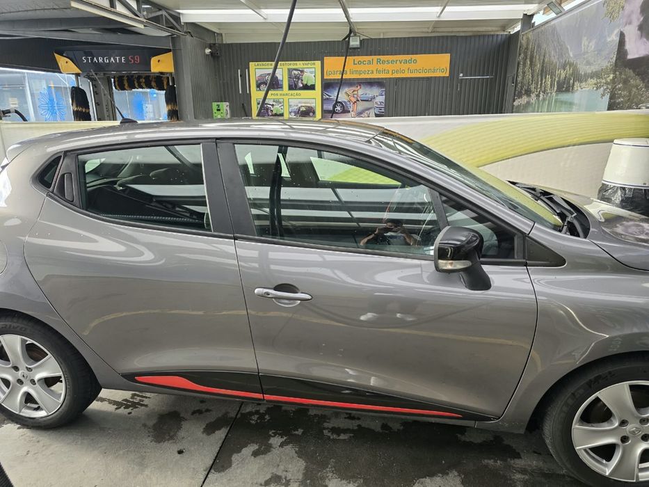 Renault Clio 2012 | Gasolina | 5 Portas