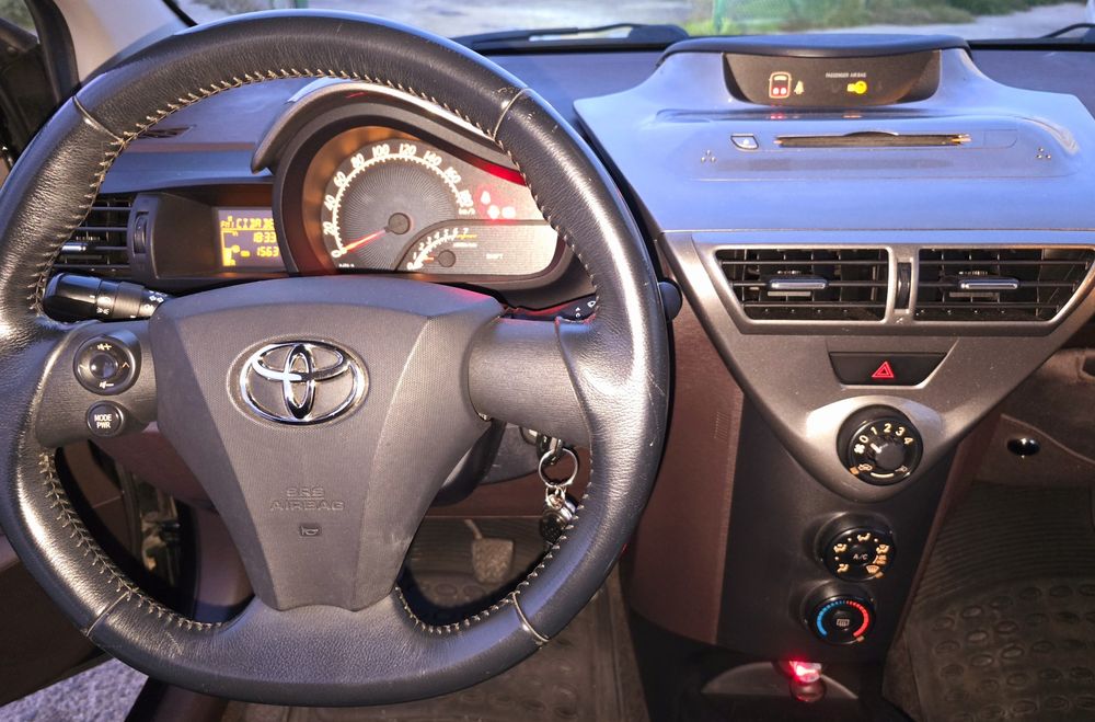 Toyota iq 1.0 vvti