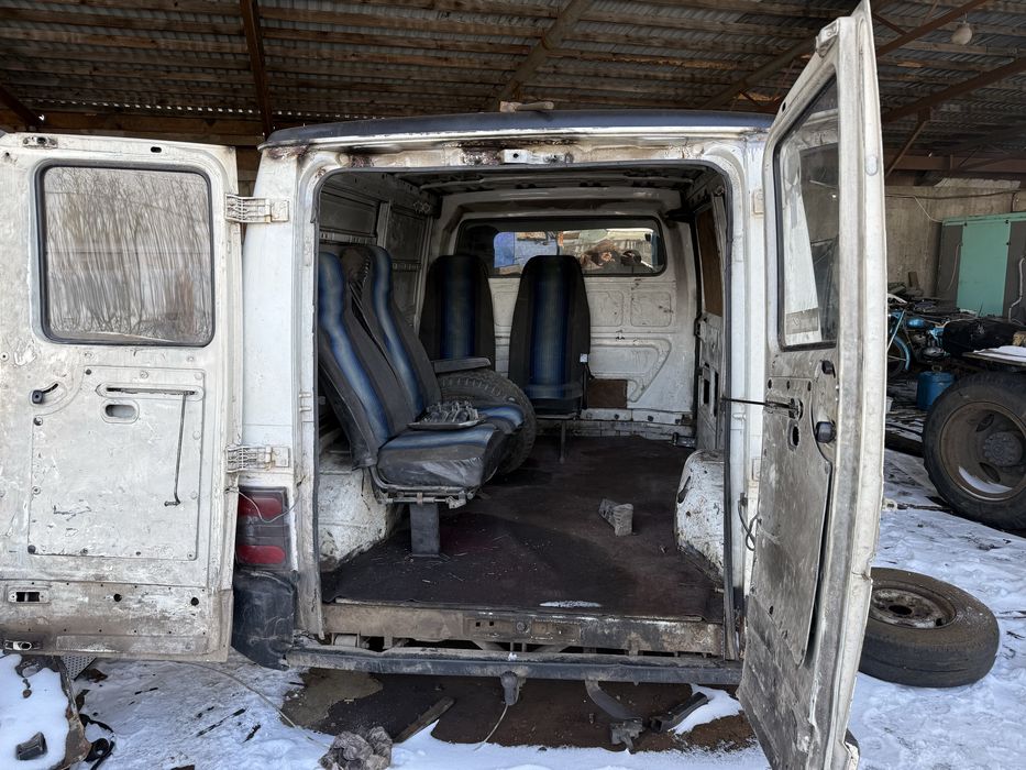 reno trafic продаж білий