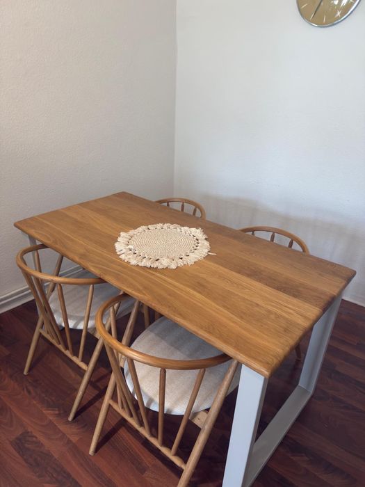 Komplet do jadalni stół i krzesla