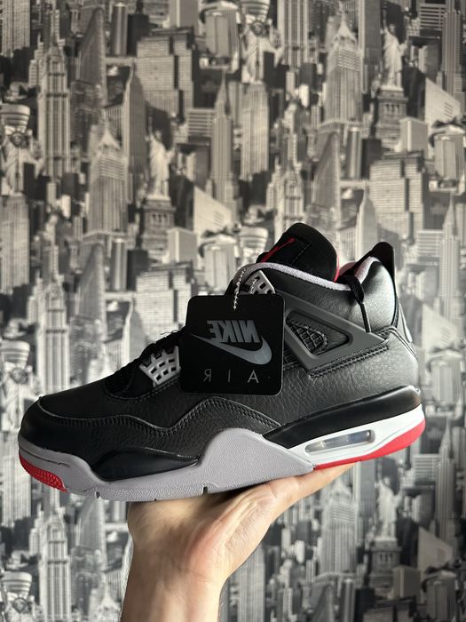 Jordan 4 Bred tamanho 44
