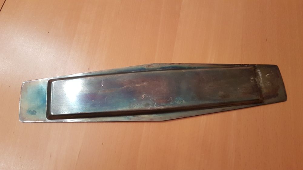 Patera posrebrzana na kieliszki z okresu Prlu
