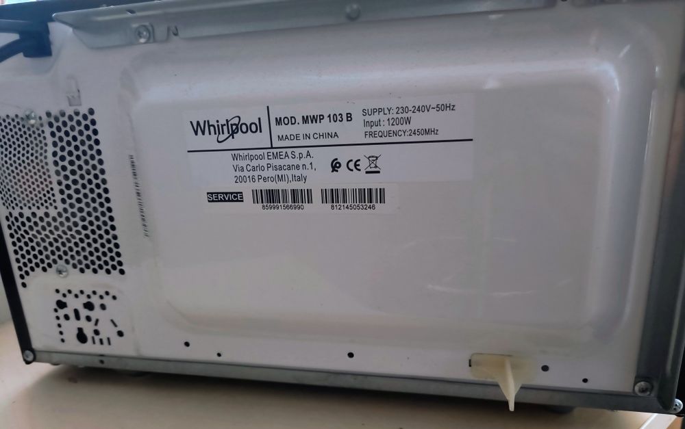 Whirpool kuchenka mikrofalowa 1200W MWP103 B
